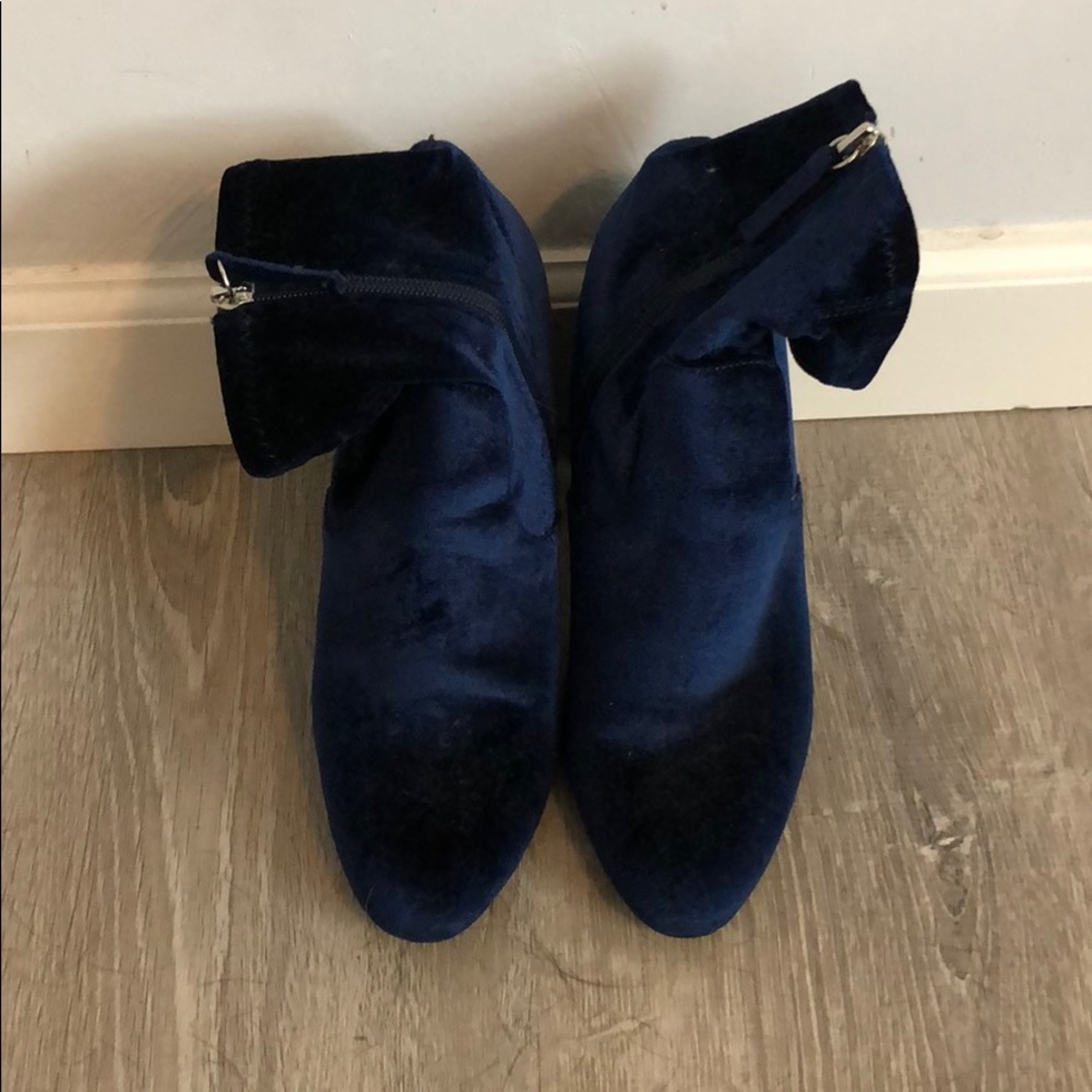 Steve Madden booties